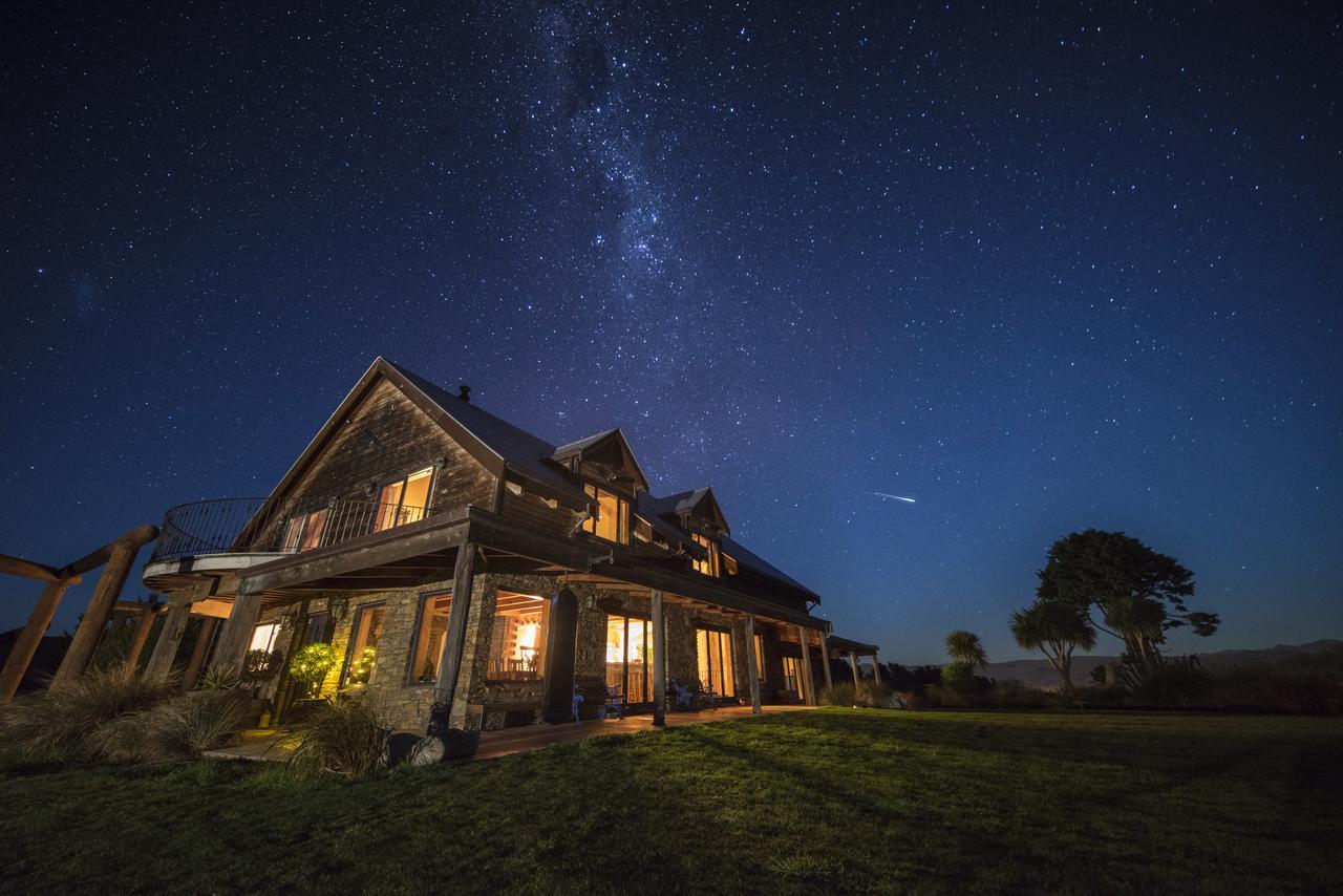Tree House Lodge Bed & Breakfast Cheviot Exterior foto